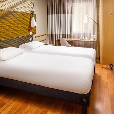 イビス センター