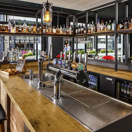 מלון Ibis Centre 3*