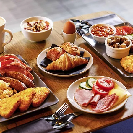 ホテル イビス センター