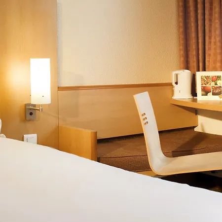 Ibis Centre Hotel