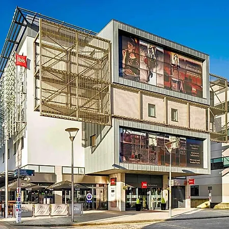 Ibis Centre