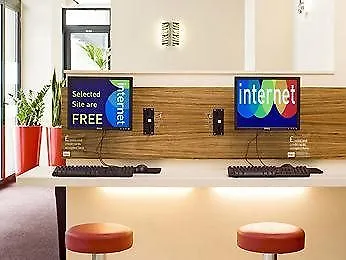 מלון Ibis Centre 3*