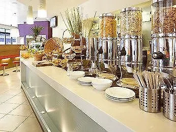 Ibis Centre מלון 3*