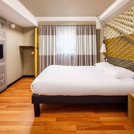 فندق إيبيس سنتر