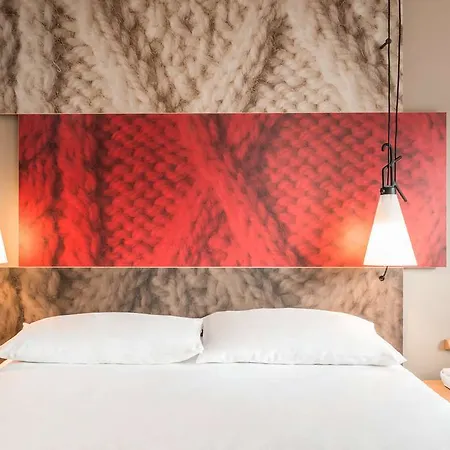 Ibis Centre Hotel