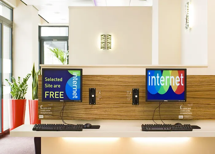 Ibis Centre Szálloda Bristol